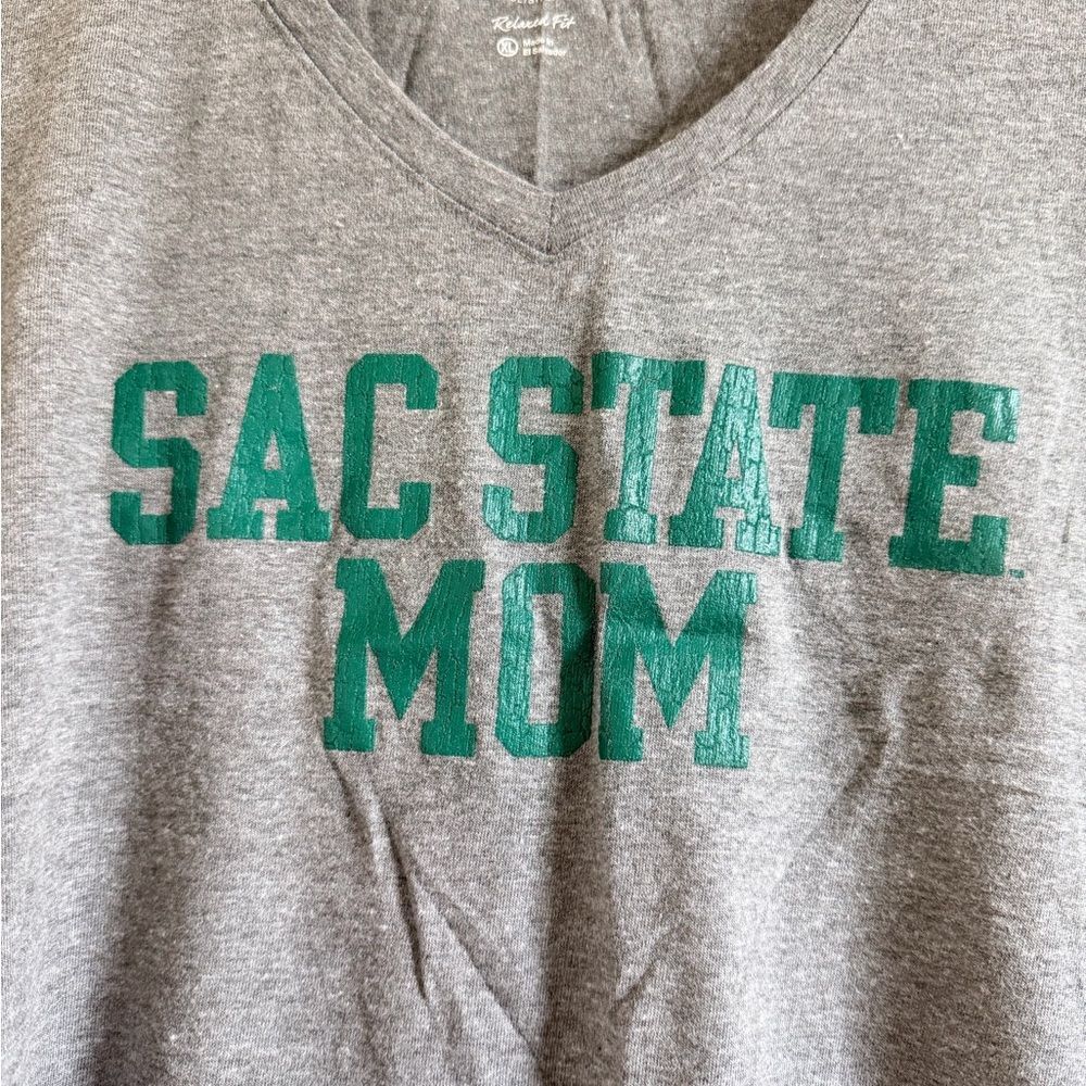 Gray SAC STATE MOM V-Neck T-Shirt - Picture 3 of 5